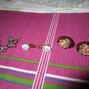 OLD-3-PAIRS OF CLIP AND SCREW EARINGS (LOT)